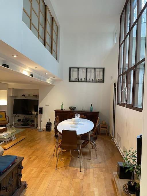 Loft On A Garden, Charm & Calm And Elegant Apartment *
