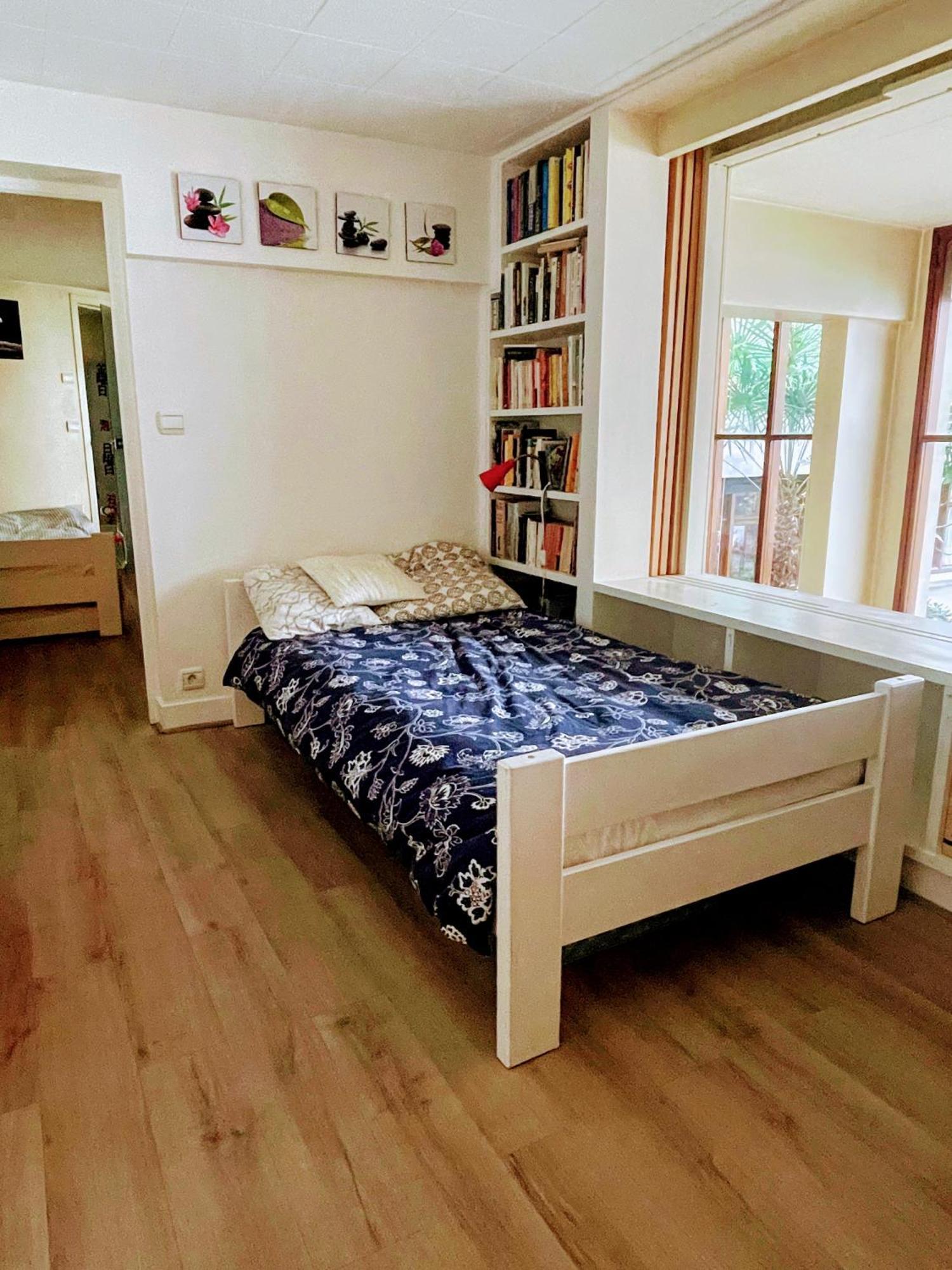 Appartement Loft With View On A Quiet Garden, Parisian Charm Paris